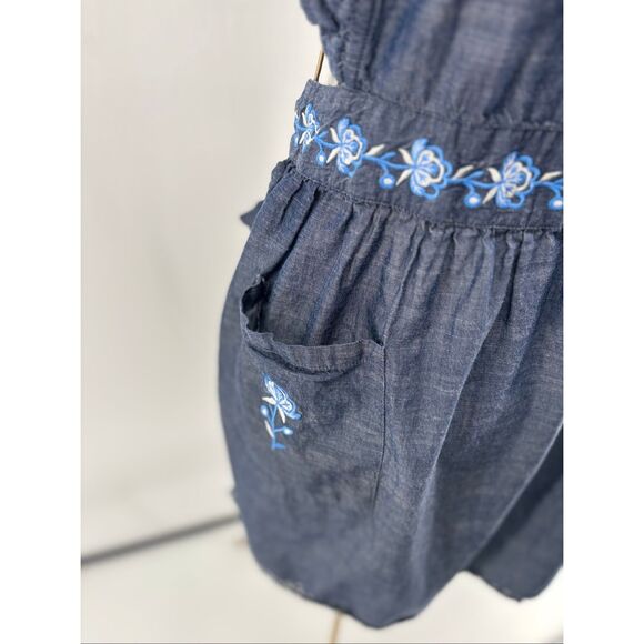 Sur La Table Women's Cooking Apron Baking Denim Floral Embroidered Pockets Blue - Picture 8 of 9